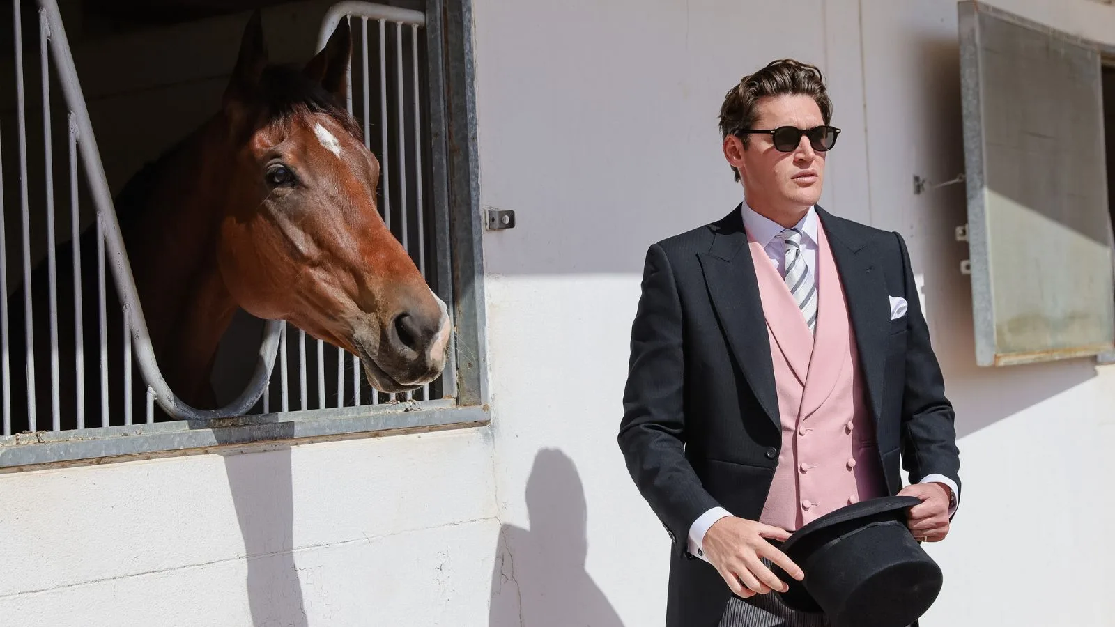 爱斯科赛马场：皇家赛道的百年传奇 - 球友会